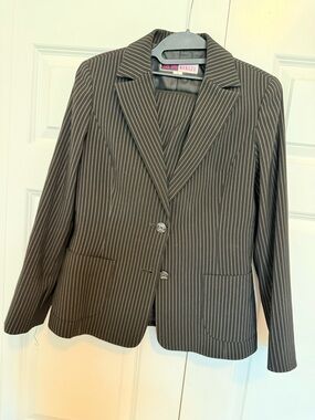 Women's Charcoal Pinstripe Blazer